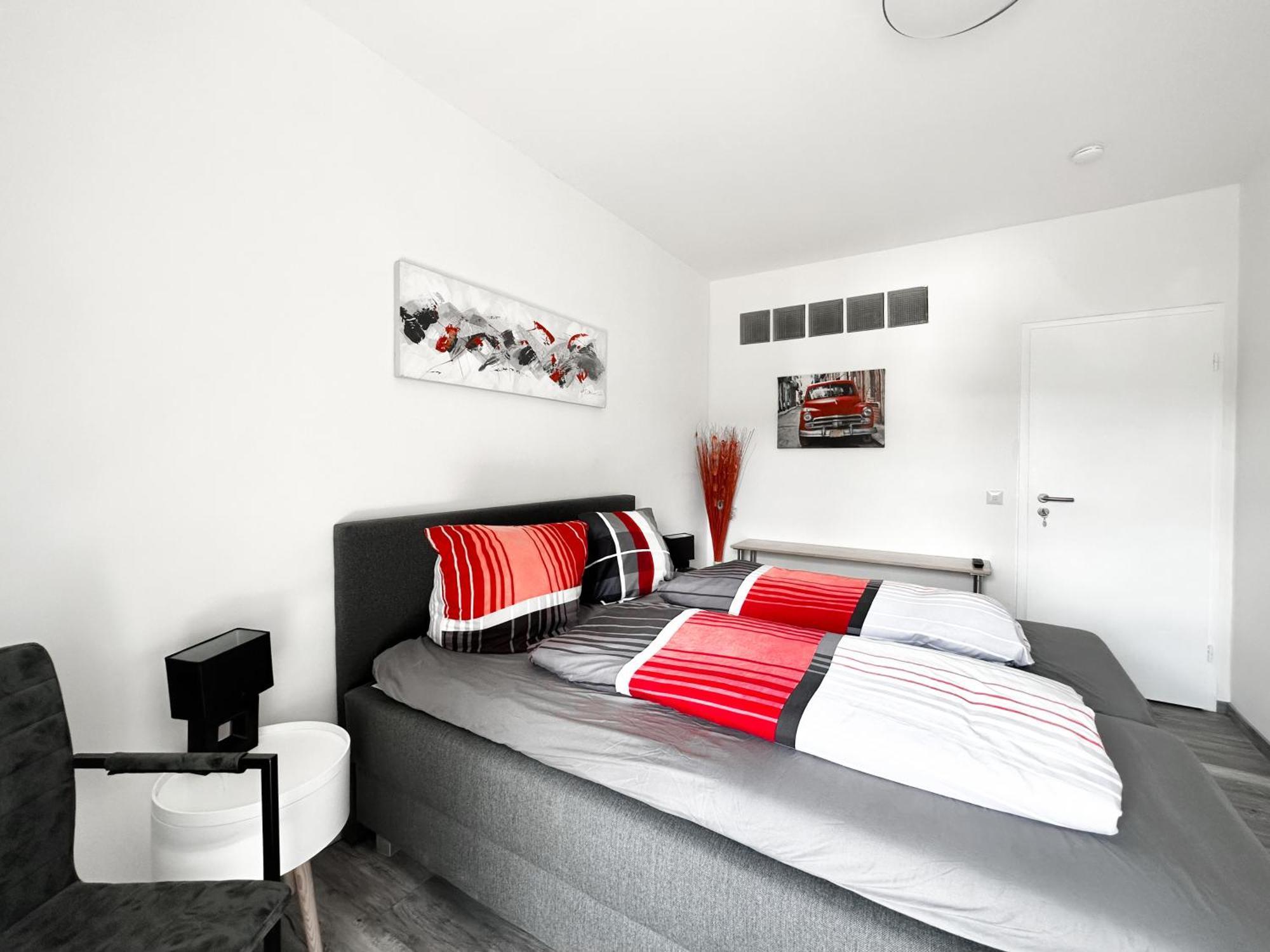 Gaestehotel Lucendi Premium Lounge Hohenleimbach Bagian luar foto